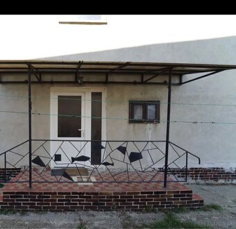 Predám poschodový dom - 8