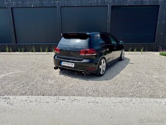 Volkswagen Golf VI GTI - 8
