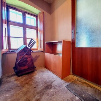 Rodinný dom s 10 árovým pozemkom - Gönc - 8