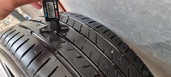 Predám elektrony 5X112 R18 et40 J8. Matador 225/45r18 - 8