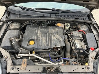 Fiat croma 1,9 mjtd - 8