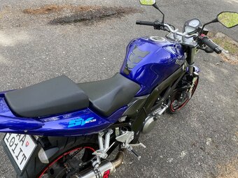SUZUKI SV 650 N  2011 - 8
