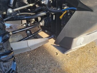 CF Moto Uforce UTV 800 - 8