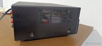 Predám čierny 7.2 AV receiver Yamaha RX-V 775 - 8