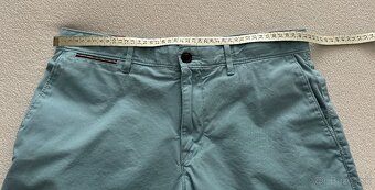 Pánske šortky Tommy HILFIGER - veľkosť č.31 - 8