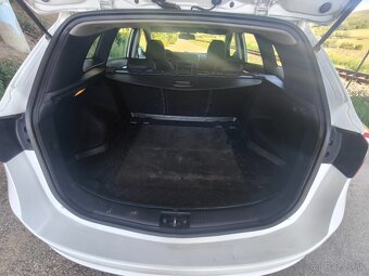 Hyundai I30 CW 1.6 CRDi,kúpené na SK - 8