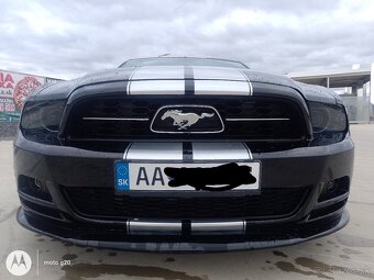 Ford Mustang - 8