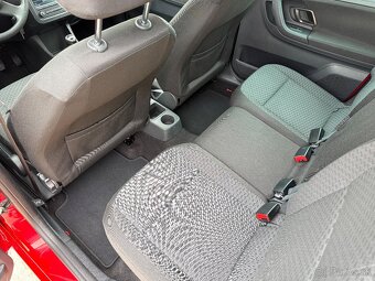 Škoda Roomster - 8