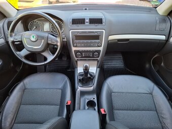 Skoda Octavia Elegance 2.0 TDI CR 103kw - 8