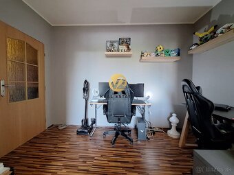 NA PREDAJ väčší 2 izbový byt 66m2, Nitra - Chrenová - 8