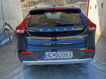 Volvo V40 D2 Cross Country - 8