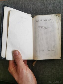 KÚPIM Svätú Bibliu - Roháček - 8