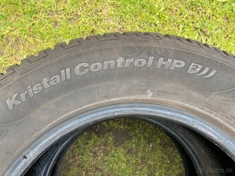 Zimné pneu 215/65 R16 - 8
