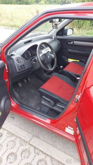 Suzuki Swift 1.3 benzín - 8