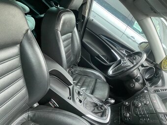 Opel Insignia sport tourer - 8