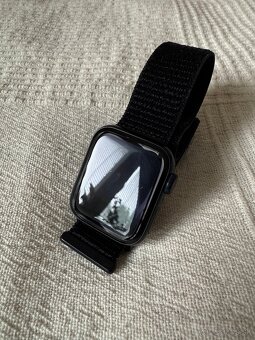 Apple Watch SE (Gen 2) v záruke do 2027 - 8