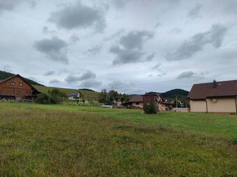 Predaj: Pozemok na stavbu RD v Zbyňove 1748m2 (992m2+756m2) - 8