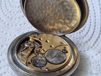 Mohutné,vreckové hodinky,Omega. - 8