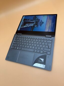 Notebook Lenovo Yoga 720 i7-7500U / 8GB RAM / SSD / dotykový - 8