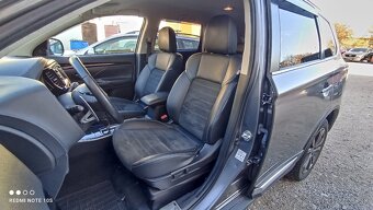 MITSUBISHI OUTLANDER  2,0  MIVEC AWD CVT SPIRIT - 8
