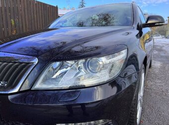 MRACITKA SKODA OCTAVIA 2 FL - 8