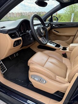 Porsche Macan 2.0 - 8