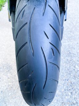 Yamaha Fazer 600 - 8