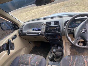 Terrano 2 - 8