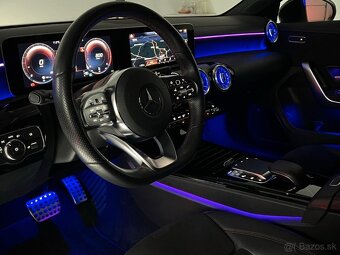 Mercedes-Benz CLA 180 Shooting Brake AMG Line - 8