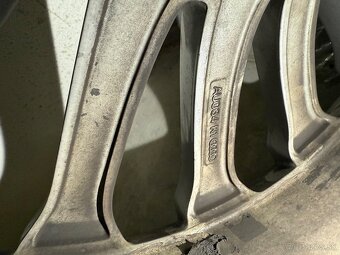 255/45 R19 5x112 ET33 Audi original - 8