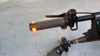 Ninebot KickScooter F2 by Segway - 8