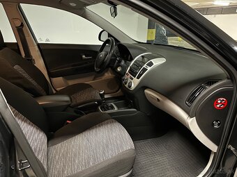 Predám Kia Ceed 1.4 2007 - 8