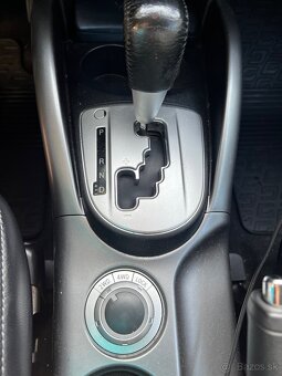 Mitsubishi Outlander 2.4 benzin 4x4 odpočet DPH - 8