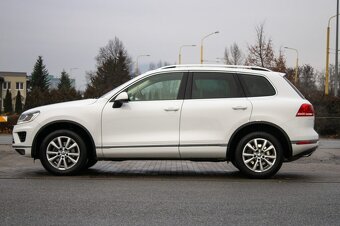 Volkswagen Touareg 3.0TDI V6 4Motion - 8
