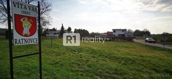 Investičný pozemok pri Piešťanoch "RATNOVSKÁ" / 903 m2 / B - 8