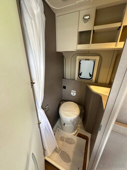 nový karavan Etrusco CV 640PB 4-miestny s výklopnou strechou - 8