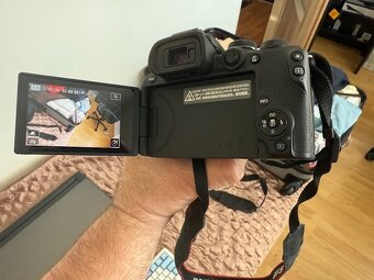 telo Canon EOS R10 - 8