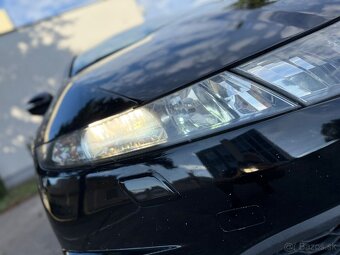 Honda Civic 1.8 V-tec , 103kW - 8