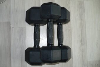 Predám boxovacie vrece a jednoručky - 8