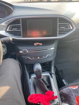 Peugeot 308 1.6Hdi 73kw - 8