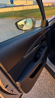 Mazda cx 30 - 8