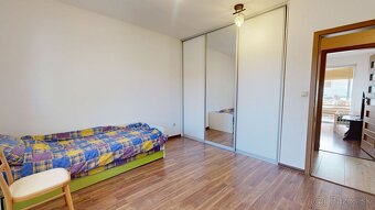 Na predaj 4-izbový bungalov s garážou a krytou terasou – Hru - 8