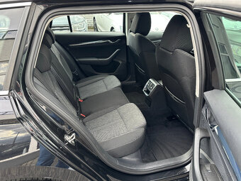Škoda Octavia Combi 1.5 TSI Style - 8