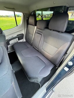 Mitsubishi L200 2,5 DID MAGNUM - 8