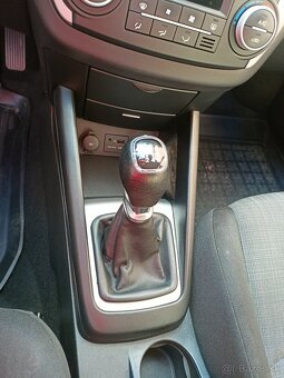 kia ceed sw - 8