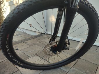 Bicykel Specialized - 8