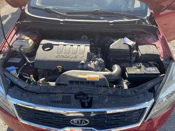 Kia Ceed 2012 85kw 1.6 dizel AO combi - 8