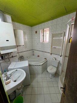 PREDAJ - dvojgeneračný rodinný dom Váhovce, okr. Galanta - 8