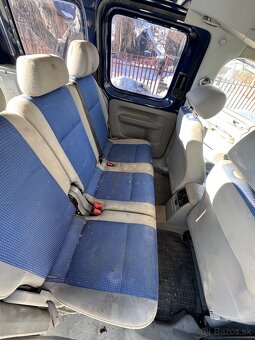Náhradné diely vw caddy 2008 - 8