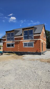 Rodinný DVOJDOM - 8